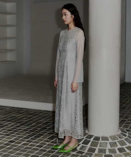 リーフエンブロイダリーバックデザインドレス / leaf embroidery back