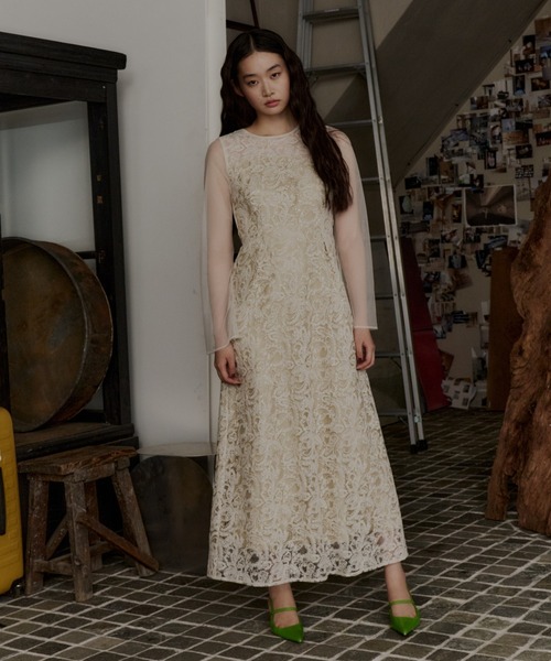リーフエンブロイダリーバックデザインドレス / leaf embroidery back