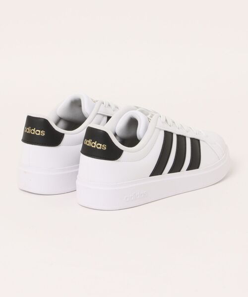 adidas（アディダス）の「【adidas】STREETTALK U（スニーカー・レディース・ホワイト×ブラック・23.0cm/23.5cm/24.0cm/24.5cm）」の2枚目の写真