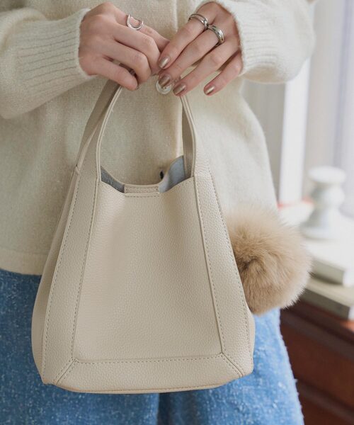 ファーチャーム付きスクエアバッグ（ハンドバッグ）｜KOBE LETTUCE