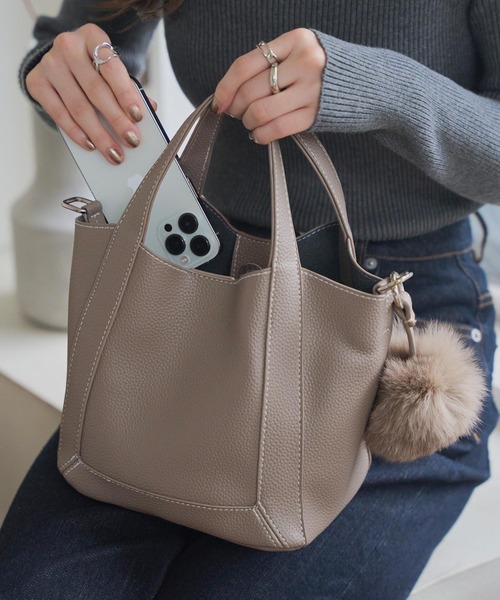 ファーチャーム付きスクエアバッグ（ハンドバッグ）｜KOBE LETTUCE