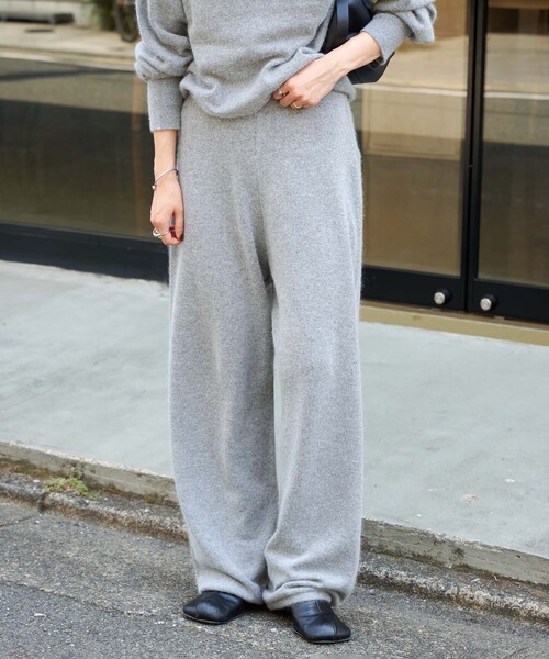 OUTDOOR PRODUCTS（アウトドアプロダクツ）の「ルーズニットパンツ（スラックス・レディース・グレー/ネイビー・FREE）」の5枚目の写真