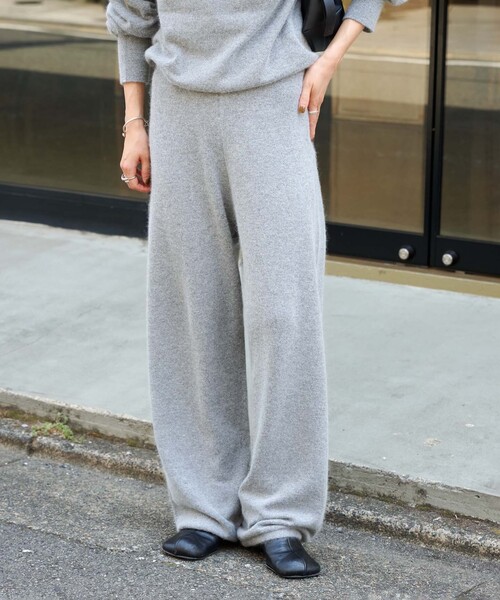 OUTDOOR PRODUCTS（アウトドアプロダクツ）の「ルーズニットパンツ（スラックス・レディース・グレー/ネイビー・FREE）」の6枚目の写真