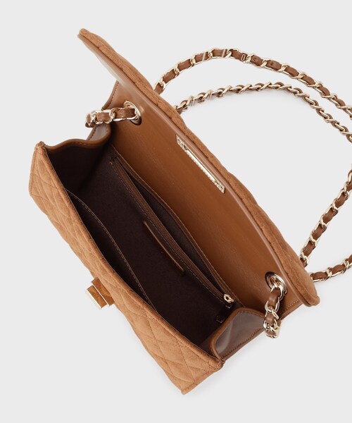 UNTITLED（アンタイトル）の「キルティングチェーンショルダー（ショルダーバッグ・レディース・ナチュラル/ブラック/キャメル・99）」の8枚目の写真