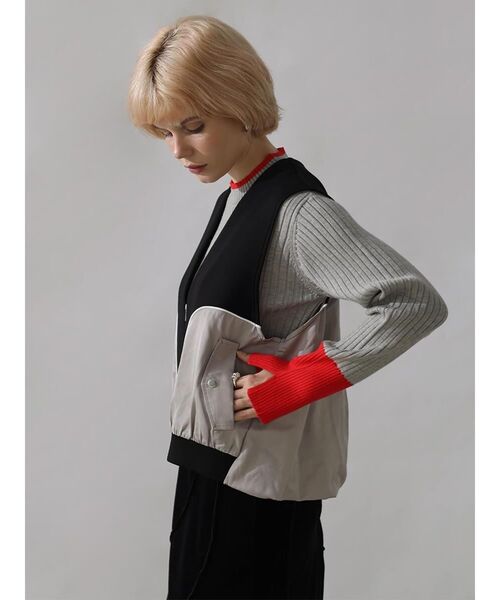 :ETHROF(イーサオブ)の「TRIMMING BI-COLOR CARDBOARD VEST(ベスト・レディース・ブラック/グレー・FREE)」の5枚目の写真