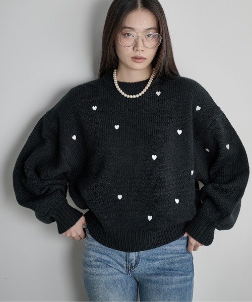 THE YOn（ザヨン）の「ハート刺繍ニットプルオーバー（ニット/セーター・レディース・グレイッシュベージュ/ブラック/アイボリー・FREE）」の20枚目の写真