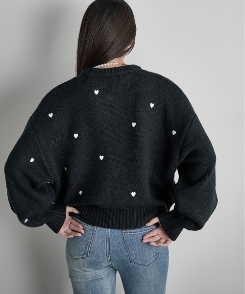 THE YOn（ザヨン）の「ハート刺繍ニットプルオーバー（ニット/セーター・レディース・グレイッシュベージュ/ブラック/アイボリー・FREE）」の22枚目の写真
