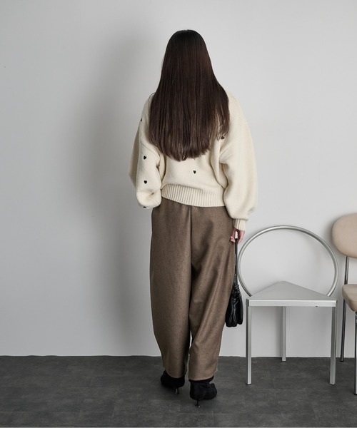 THE YOn（ザヨン）の「ハート刺繍ニットプルオーバー（ニット/セーター・レディース・グレイッシュベージュ/ブラック/アイボリー・FREE）」の14枚目の写真