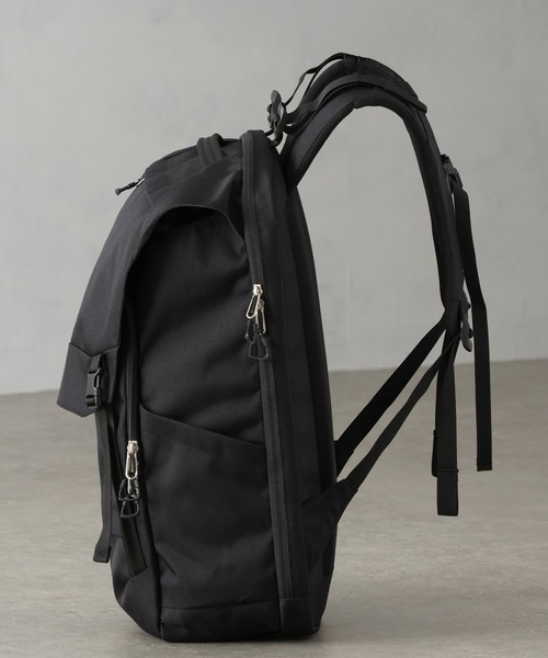 Overland(オーバーランド)の「【OverLand EQUIPMENT/オーバーランドイクイップメント】FLAP BACK PACK / フラップ バック パック(約20L)(バックパック/リュック・メンズ・ブラック・FREE)」の12枚目の写真