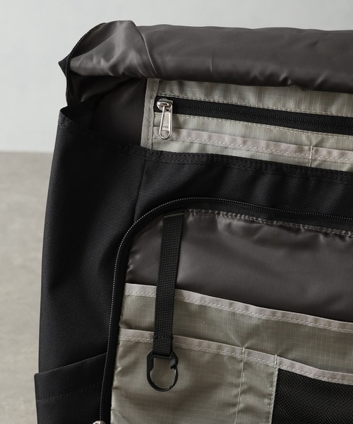 Overland(オーバーランド)の「【OverLand EQUIPMENT/オーバーランドイクイップメント】FLAP BACK PACK / フラップ バック パック(約20L)(バックパック/リュック・メンズ・ブラック・FREE)」の6枚目の写真