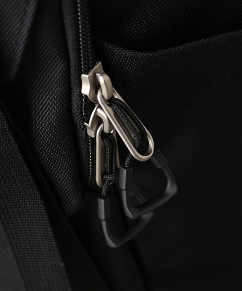 Overland(オーバーランド)の「【OverLand EQUIPMENT/オーバーランドイクイップメント】FLAP BACK PACK / フラップ バック パック(約20L)(バックパック/リュック・メンズ・ブラック・FREE)」の10枚目の写真