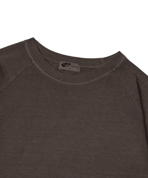 ESCAPEFROM(エスケープフロム)の「ピーチピーチプリントオーバーサイズピグメントロングスリーブブラウン(Tシャツ/カットソー・レディース・その他・MEDIUM)」の4枚目の写真