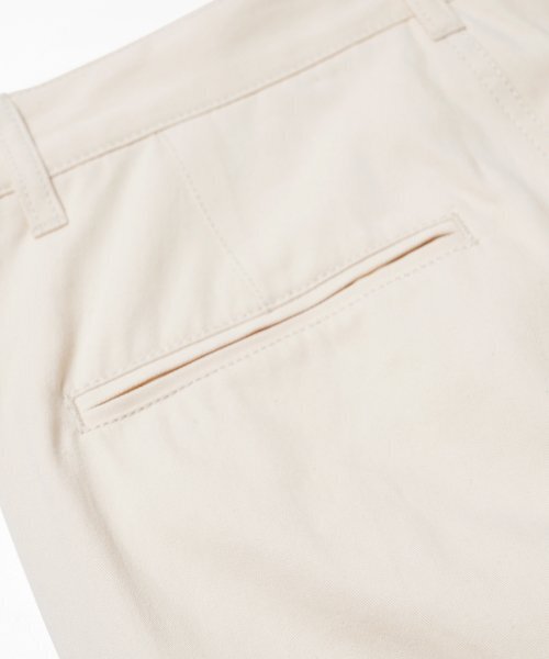 FRIZMWORKS(フリズムワークス)の「OG HAWORTH ONE TUCK PANTS _ CREAM(その他パンツ・レディース・その他・X-LARGE/SMALL/MEDIUM/LARGE)」の8枚目の写真