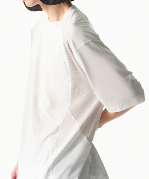 MUSINSA STANDARD（ムシンサスタンダード）の「[シティレジャー] ストラクチャードブロックTシャツ [ホワイト]（Tシャツ/カットソー・メンズ・その他・MEDIUM/LARGE/X-LARGE/XX-LARGE）」の4枚目の写真