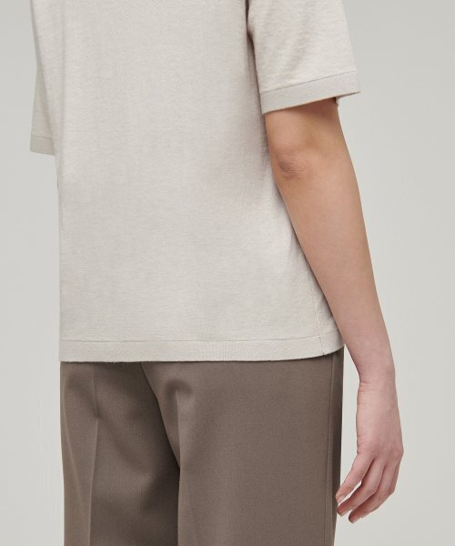 MUSINSA STANDARD WOMAN(ムシンサスタンダードウーマン)の「レディーススリットネックニットポロシャツ【ダスティクリーム】(ニット/セーター・レディース・その他・SMALL/MEDIUM/LARGE/X-SMALL)」の6枚目の写真