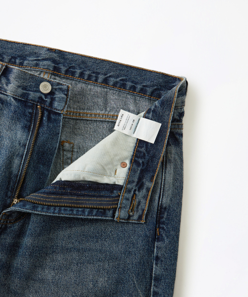 OUTSTANDING(アウトスタンディング)の「TAPERED LOOSE FIT DENIM PANTS_L.BLUE(デニムパンツ・メンズ・その他・SMALL/MEDIUM/LARGE)」の7枚目の写真
