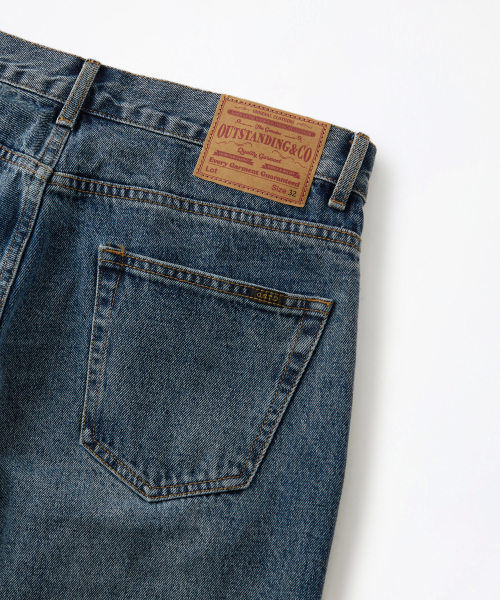 OUTSTANDING(アウトスタンディング)の「TAPERED LOOSE FIT DENIM PANTS_L.BLUE(デニムパンツ・メンズ・その他・SMALL/MEDIUM/LARGE)」の8枚目の写真