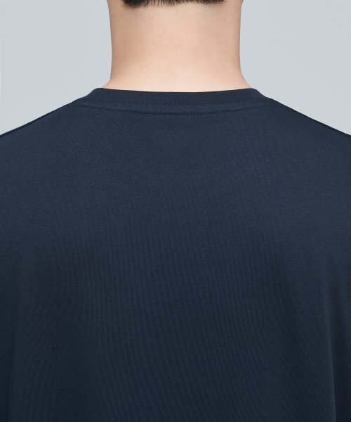 MUSINSA STANDARD（ムシンサスタンダード）の「スーピマベーシッククルーネックTシャツ[ネイビー]（Tシャツ/カットソー・メンズ・その他・MEDIUM/LARGE/X-LARGE/XX-LARGE/XXX-LARGE/SMALL）」の5枚目の写真