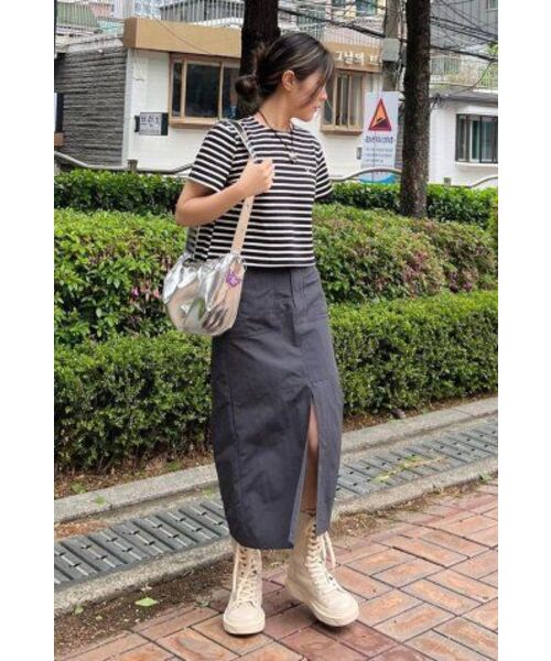 SALT AND CHOCOLATE(ソルトアンドチョコレート)の「SAC ストライプオーバーサイズクロップTシャツ ブラック 4W2311003(Tシャツ/カットソー・レディース・その他・FREE)」の6枚目の写真