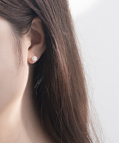 yu-ka(ユーカ)の「YU-KA:デザインミニピアス design mini pierce(ピアス(両耳用)・レディース・シルバー・FREE)」の3枚目の写真