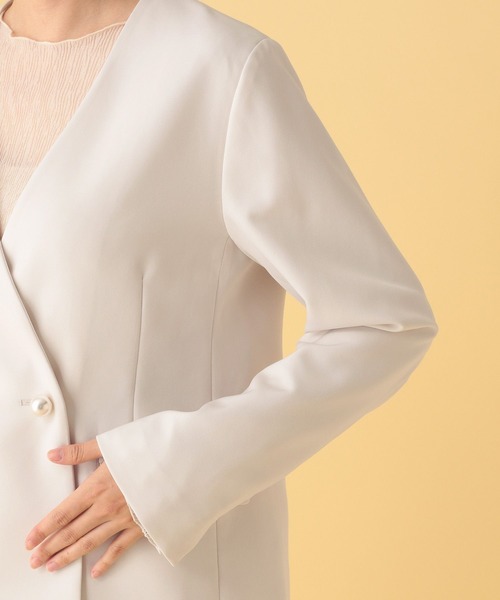 Elura（エルーラ）の「≪入卒/セレモニー/通勤≫ダブルクロスジャケット/603858（ノーカラージャケット・レディース・ブラック/アイボリー/ネイビー・LARGE/MEDIUM）」の20枚目の写真