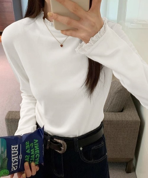 ReRe(リリ)の「レース付きハイネックトップス(Tシャツ/カットソー・レディース・ブラック/チョコ/ホワイト・MEDIUM/LARGE/X-LARGE)」の4枚目の写真
