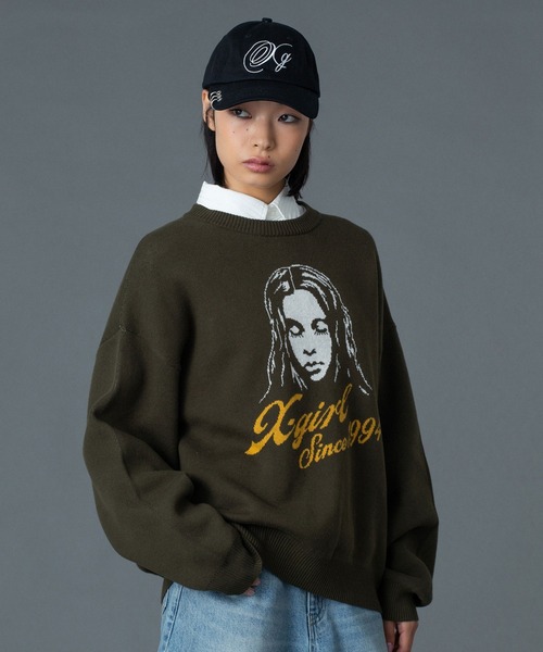 X-girl(エックスガール)の「CURSIVE LOGO AND FACE JACQUARD KNIT TOP(ニット/セーター・レディース・ブラック/オリーブ/ネイビー・ONE SIZE)」の21枚目の写真