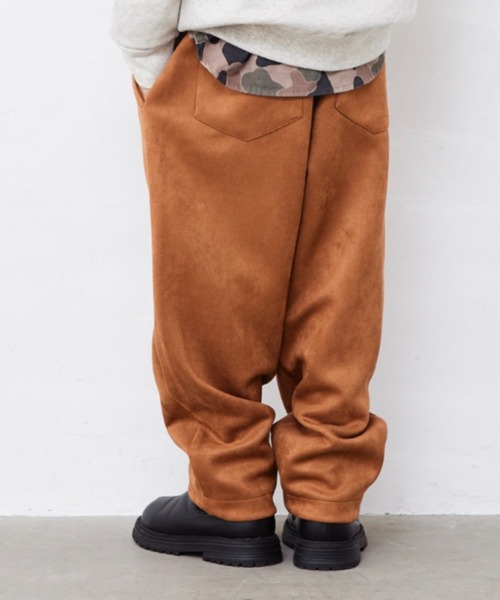 Fluffy BROTHERS(フラッフィーブラザーズ)の「スウェードパンツ(その他パンツ・キッズ・ブラウン・120/90/100/110/130/140/150)」の1枚目の写真