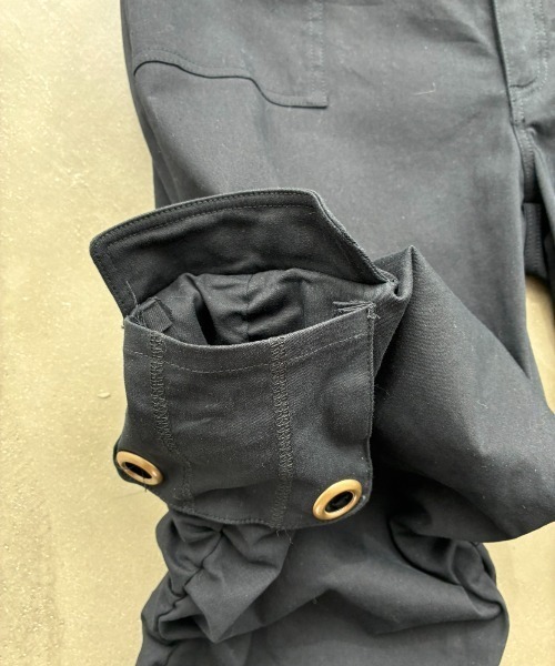 SHAGGIE（シャギー）の「フラップカーゴパラストパンツ（カーゴパンツ・レディース・ブラック/カーキ・MEDIUM/SMALL）」の12枚目の写真