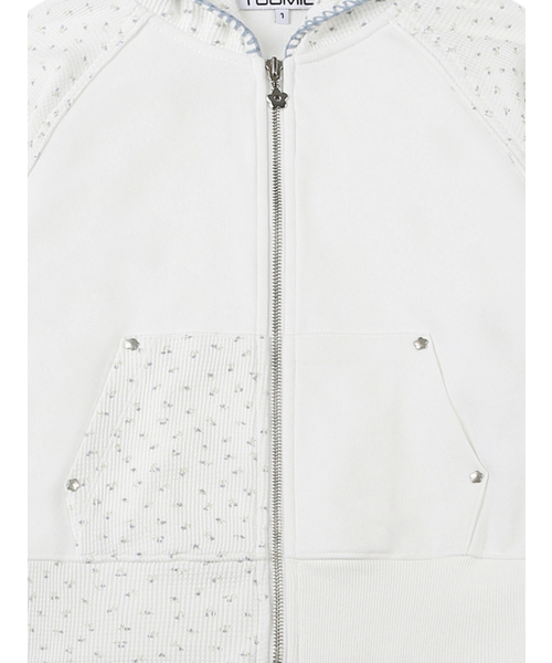 TUOMIO（トゥオミオ）の「FLOWER WAFFLE HOOD ZIP-UP [IVORY]（パーカー・レディース・その他・1/2）」の4枚目の写真
