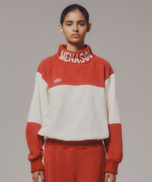 MENASOO(ミナス)の「Knit High Neck_Red(ニット/セーター・レディース・レッド・F/L)」の2枚目の写真