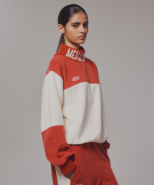 MENASOO(ミナス)の「Knit High Neck_Red(ニット/セーター・レディース・レッド・F/L)」の3枚目の写真