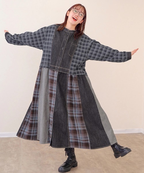 go slow caravan（ゴースローキャラバン）の「mililopiulu/ミリロピュール　チェックミックス リメイク ライクデニムワンピース（シャツワンピース・レディース・インディゴブルー/ブラック・FREE）」の21枚目の写真