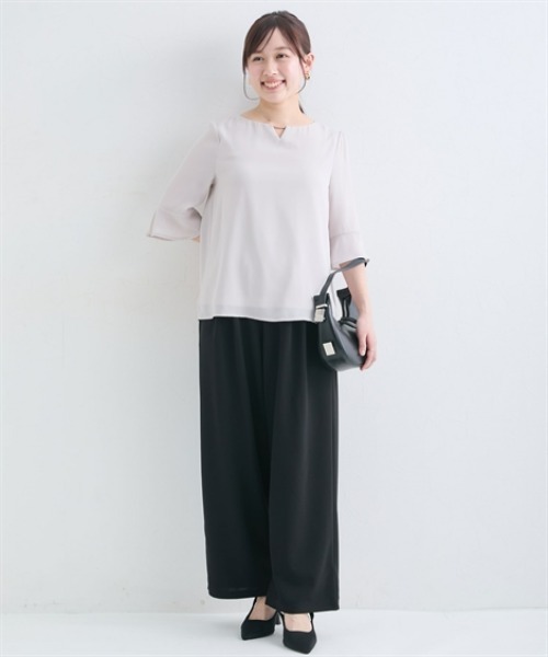Petitjo(プッチージョ)の「小さいサイズ カットジョーゼット2タックワイドパンツ 低身長さん・小柄女性(その他パンツ・レディース・グレイッシュベージュ/ブラック・PSS/PS/PM/PL)」の10枚目の写真