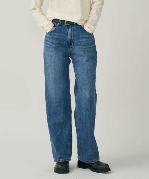 MOTT（モット）の「201 ナチュラルワイドデニム - ミドルブルー（デニムパンツ・レディース・その他・SMALL/MEDIUM/LARGE）」の2枚目の写真