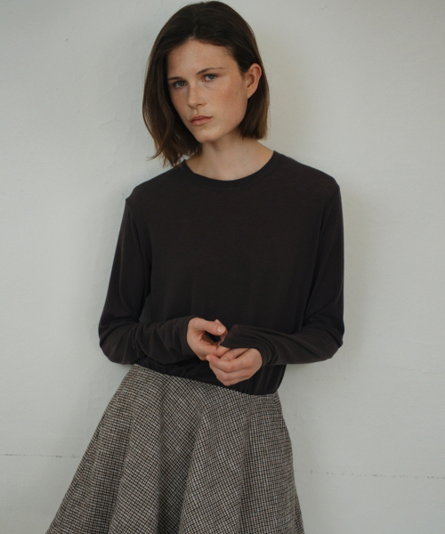 UNNOUT(アナウト)の「RELAXED WOOL T-SHIRT BROWN(Tシャツ/カットソー・レディース・その他・FREE)」の1枚目の写真