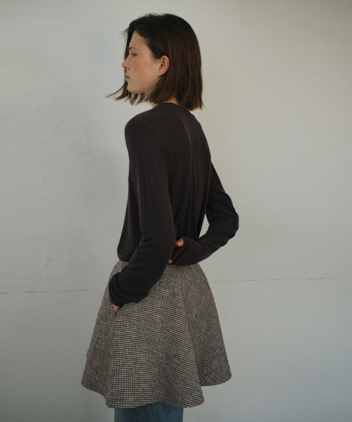 UNNOUT(アナウト)の「RELAXED WOOL T-SHIRT BROWN(Tシャツ/カットソー・レディース・その他・FREE)」の2枚目の写真