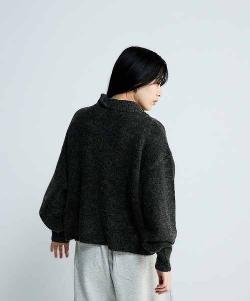 JEANASIS（ジーナシス）の「【選べる着丈】7Gアルパカブレンドポロニット/638829（ニット/セーター・レディース・ライトブルー/グレー/ブラック系その他/ピンクベージュ・MEDIUM/LARGE）」の7枚目の写真