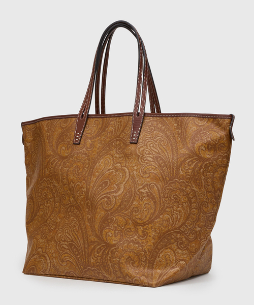 Spick & Span(スピックアンドスパン)の「《一部店舗+WEB限定》A VACATION/ア ヴァケーション ROAM MUSTARD PAISLEY(トートバッグ・レディース・ブラウン・FREE)」の6枚目の写真