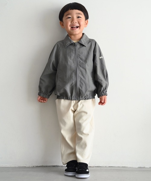 PUPPAPUPO（プッパプーポ）の「ステンカラー ジップアップ ジャケット（ブルゾン・キッズ・グレイッシュベージュ/カーキ/ベージュ・80/100/110/90）」の4枚目の写真