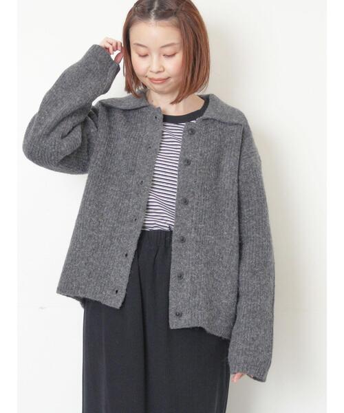 Samansa Mos2(サマンサ モスモス)の「襟付ニットカーディガン(カーディガン/ボレロ・レディース・オフホワイト/チャコールグレー/ベージュ/サックスブルー・F)」の5枚目の写真