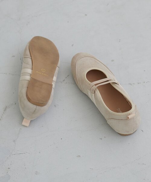 DISCOAT(ディスコート)の「2ストラップバレエスニーカー(スニーカー・レディース・アイボリー/ブラック・MEDIUM/LARGE)」の18枚目の写真