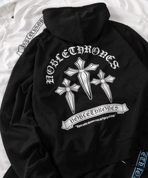 SlashDate（スラッシュデイト）の「【82】オールドイングリッシュロゴ  バックプリント プルパーカー/ポンチ/メンズ/レディース/ユニセックス（パーカー）」