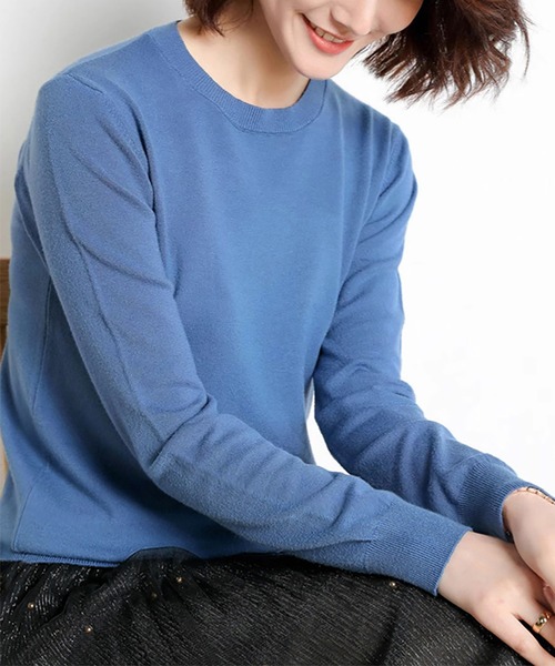 Doux Belle(ドゥーベル)の「シンプルシルエットニットトップス(ニット/セーター・レディース・ライトパープル/コーラルピンク/オフホワイト/イエロー/ブルー/ミント/オートミール/ブルー系その他/ホワイト/ブラック/グレー/レッド・FREE)」の1枚目の写真