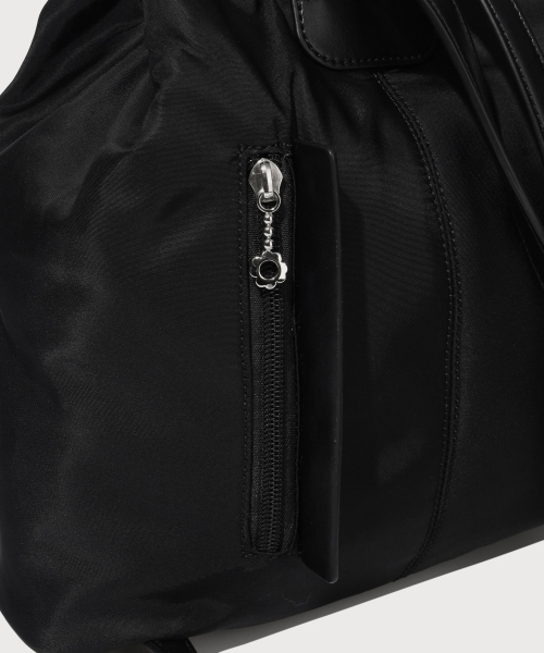 COVERNAT WOMAN(カバーナットウーマン)の「クローバーハート ナイロンリボンバックパック Black(バックパック/リュック・レディース・その他・FREE)」の7枚目の写真
