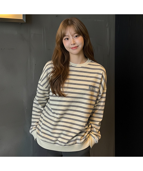 muahmuah（ムーアムーア）の「ストライプポイント刺繍スウェットTシャツ [3色]（スウェット・レディース・アイボリー/ネイビー/グレー・FREE）」の2枚目の写真