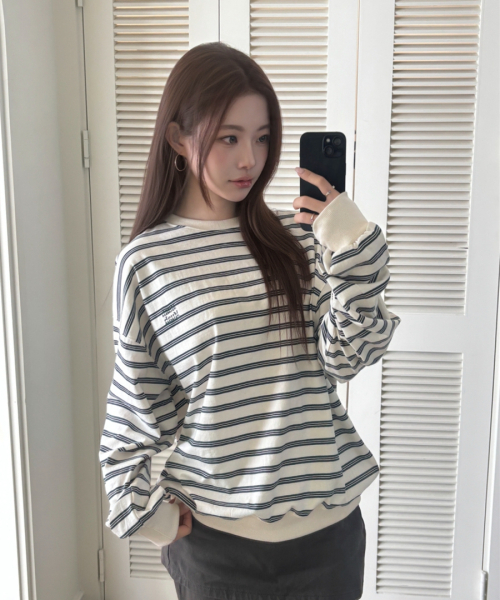 muahmuah（ムーアムーア）の「ストライプポイント刺繍スウェットTシャツ [3色]（スウェット・レディース・アイボリー/ネイビー/グレー・FREE）」の17枚目の写真