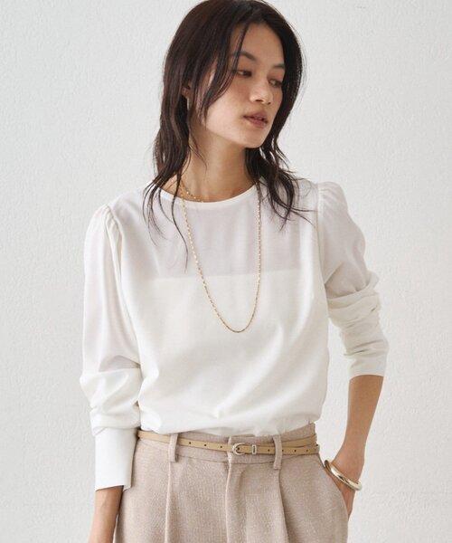 LOUNGEDRESS（ラウンジドレス）の「【Atelier N5/アトリエヌメロサンク】パフスリーブクルーブラウス（シャツ/ブラウス・レディース・オフホワイト/ネイビー・FREE）」の13枚目の写真