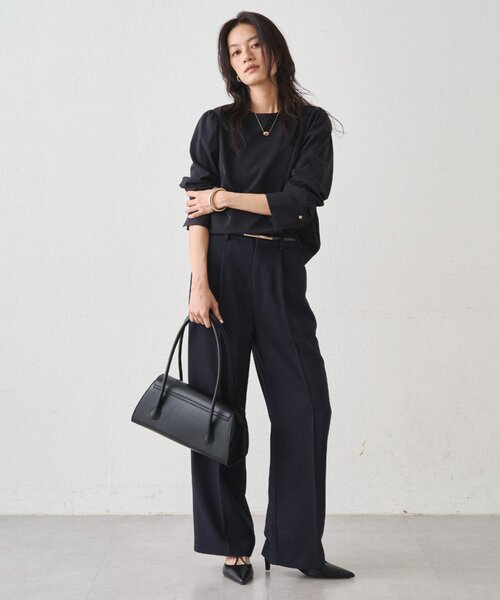 LOUNGEDRESS（ラウンジドレス）の「【Atelier N5/アトリエヌメロサンク】パフスリーブクルーブラウス（シャツ/ブラウス・レディース・オフホワイト/ネイビー・FREE）」の22枚目の写真