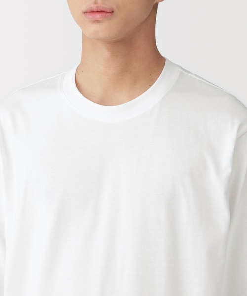 無印良品(ムジルシリョウヒン)の「紳士 天竺編みクルーネック長袖Tシャツ(Tシャツ/カットソー・メンズ・ブルー系/カーキ/スモークピンク/ブラック/グレー/ホワイト/ダークネイビー・S/L/XL/M)」の11枚目の写真